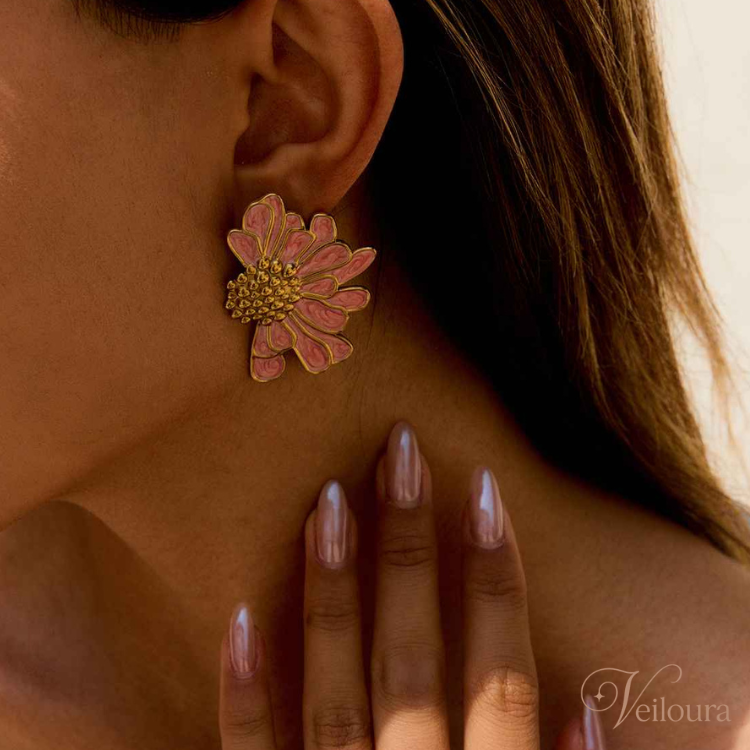 Sandra Daisy Flower Earrings