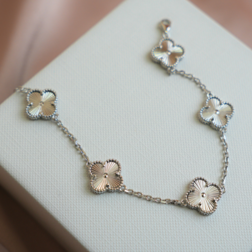 Eloisse Authentic S925 Clover Bracelet
