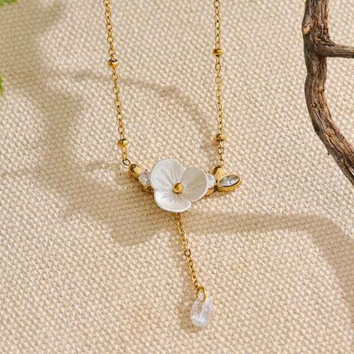 Azalea Necklace