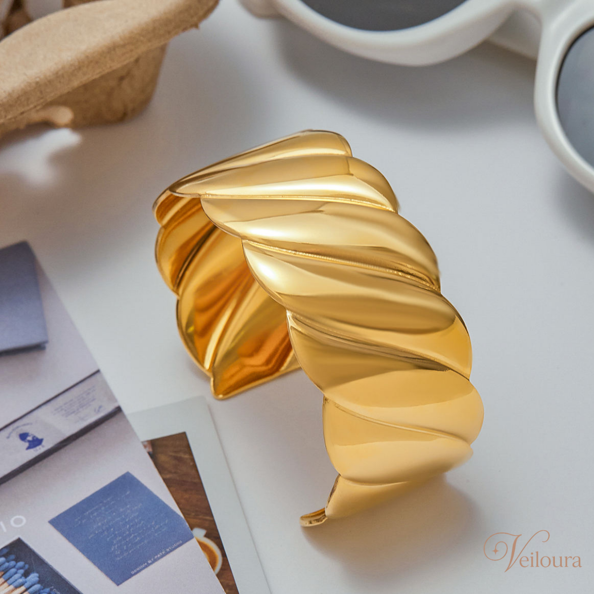 Hera Bangle