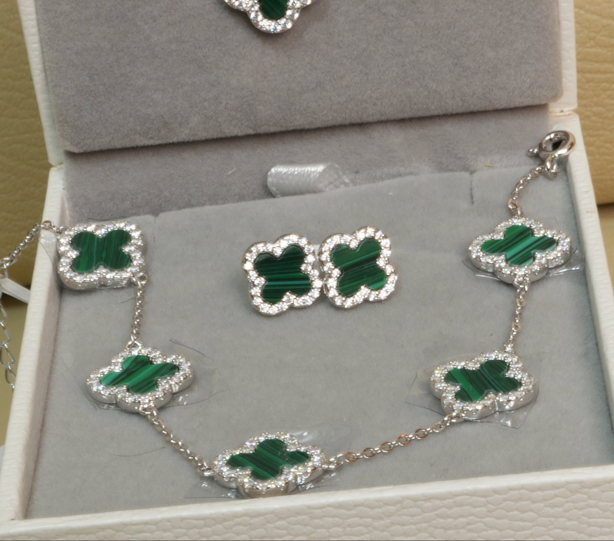 Eloisse Authentic S925 Clover Bracelet