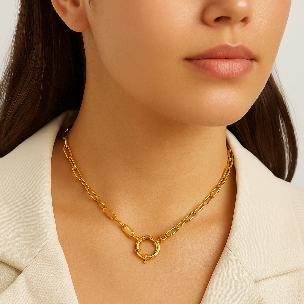Fria Necklace
