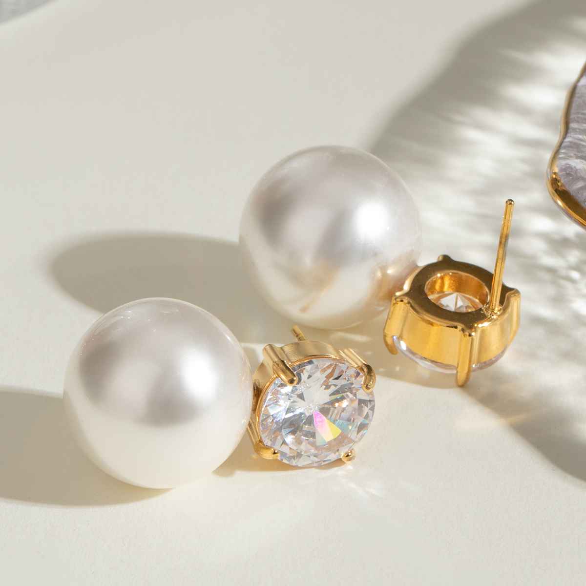 Celestine Pearl Earring