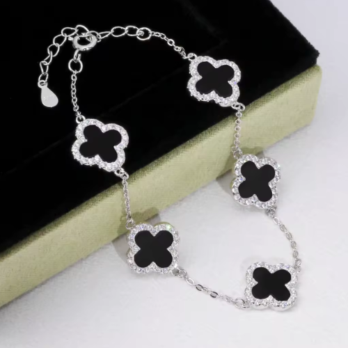 Eloisse Authentic S925 Clover Bracelet