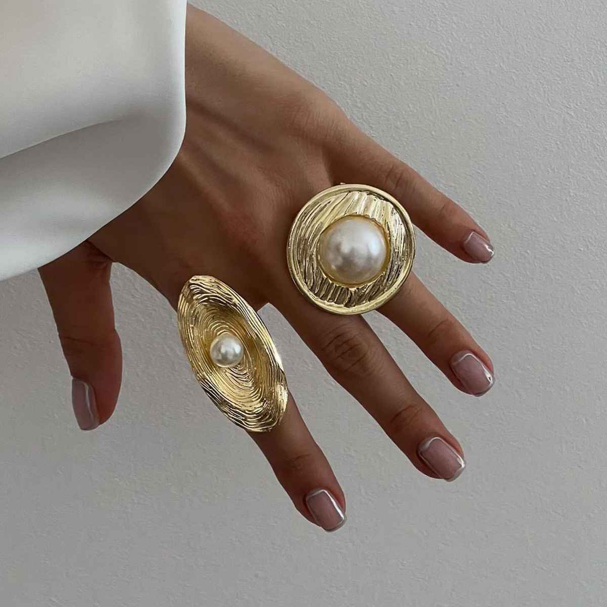 Hailey Adjustable Ring