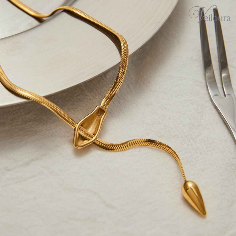 Victoria Necklace