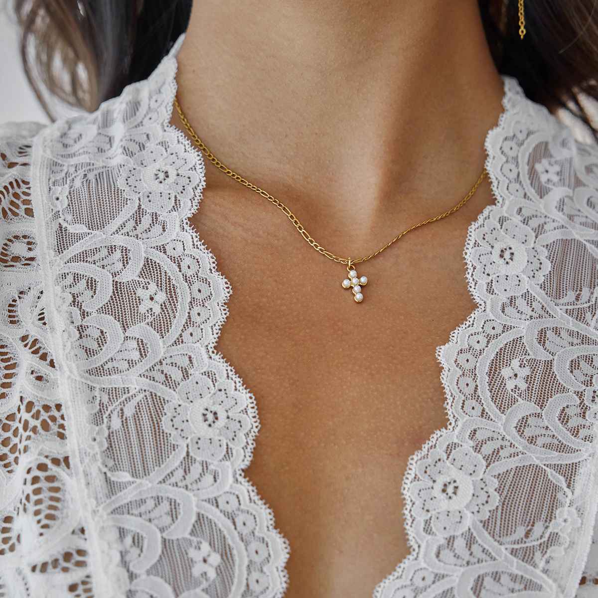 Kriza Necklace