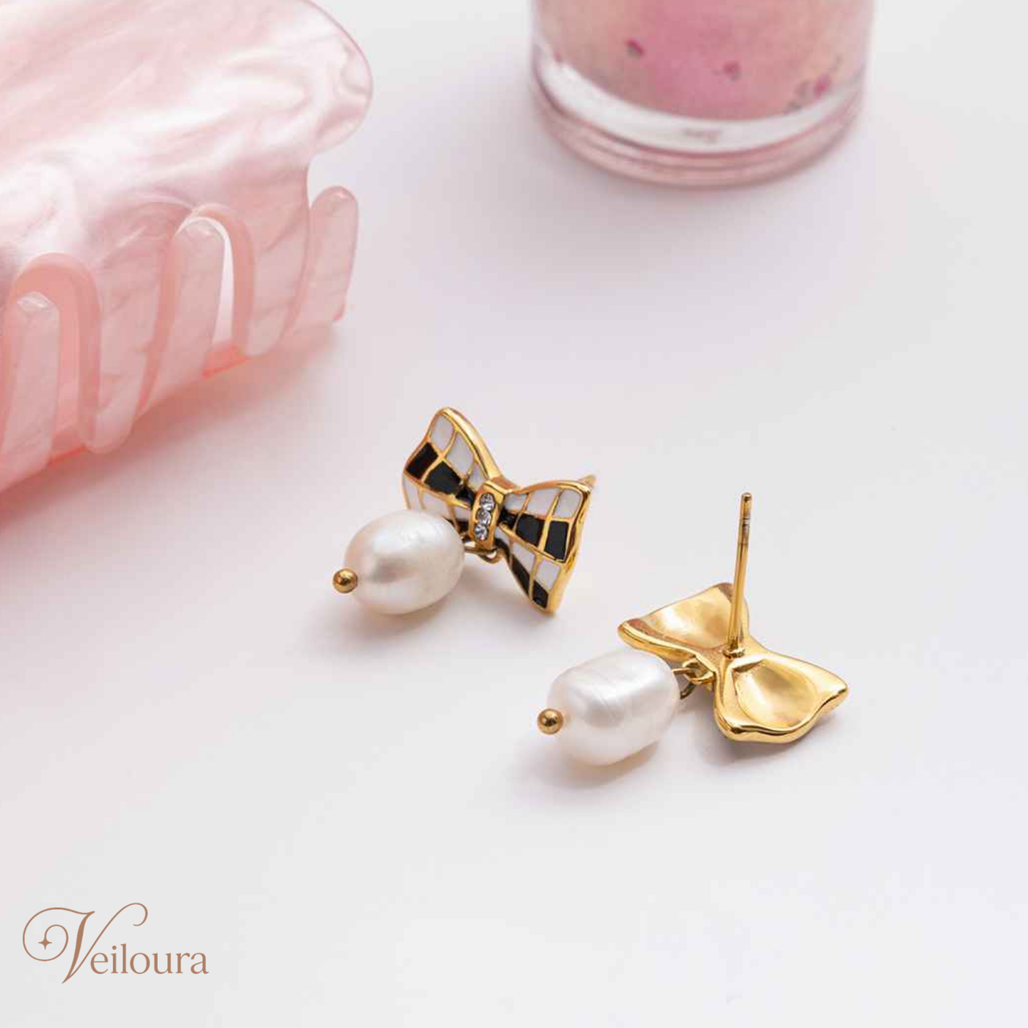 Bella Pearl Earrings