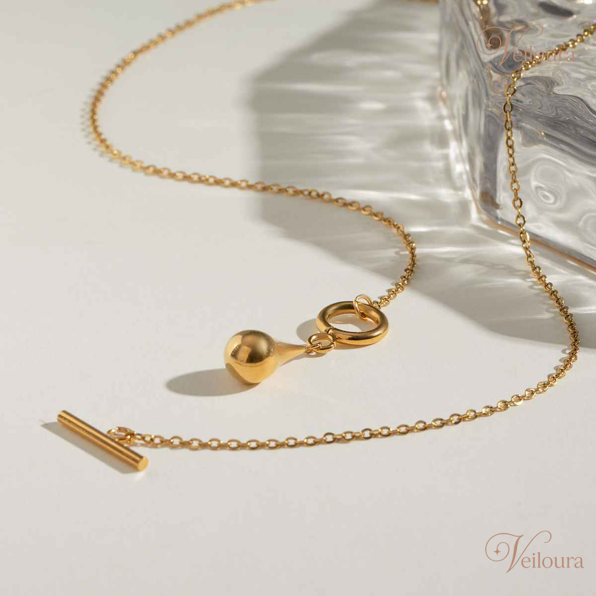 Arianna Teardrop Necklace