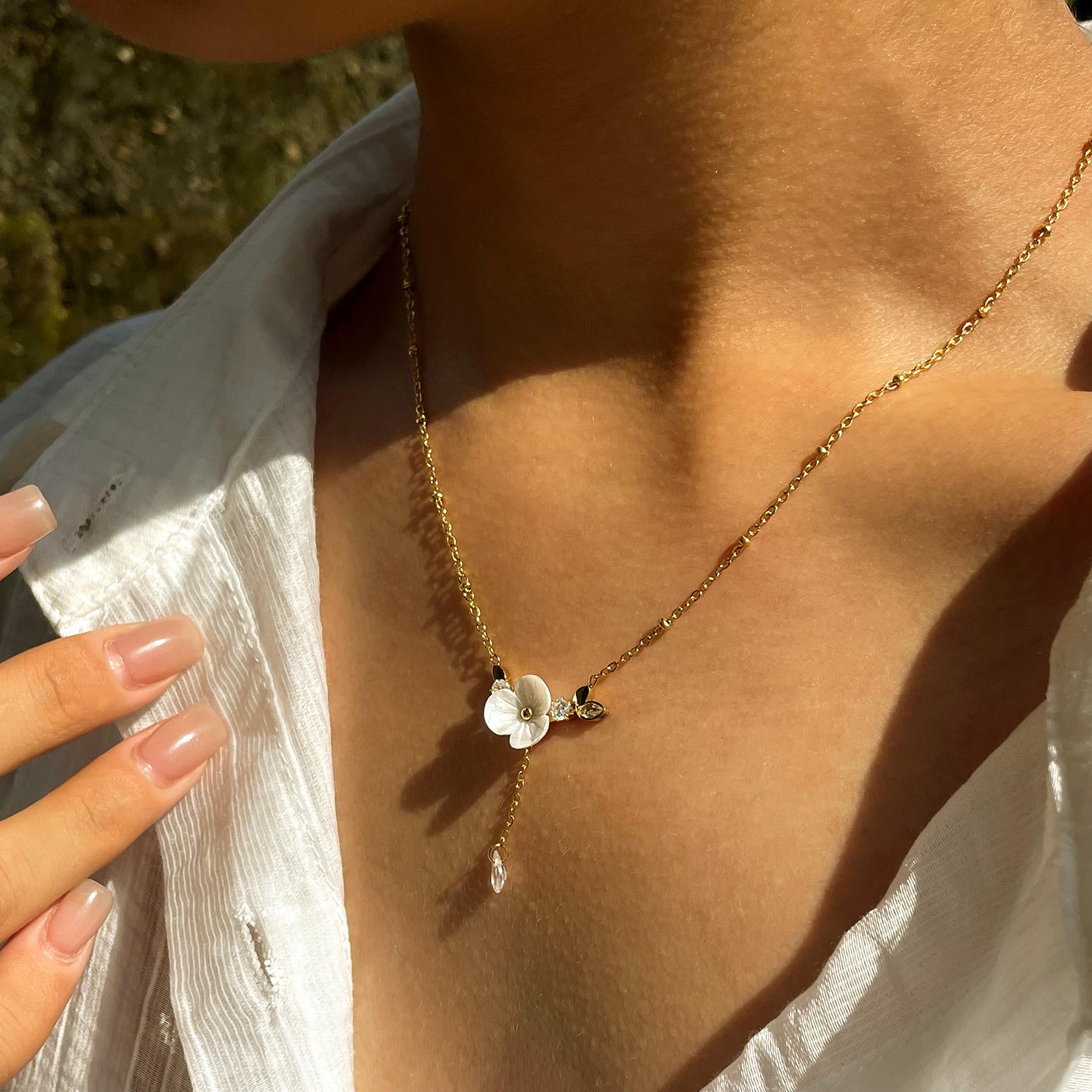 Azalea Necklace