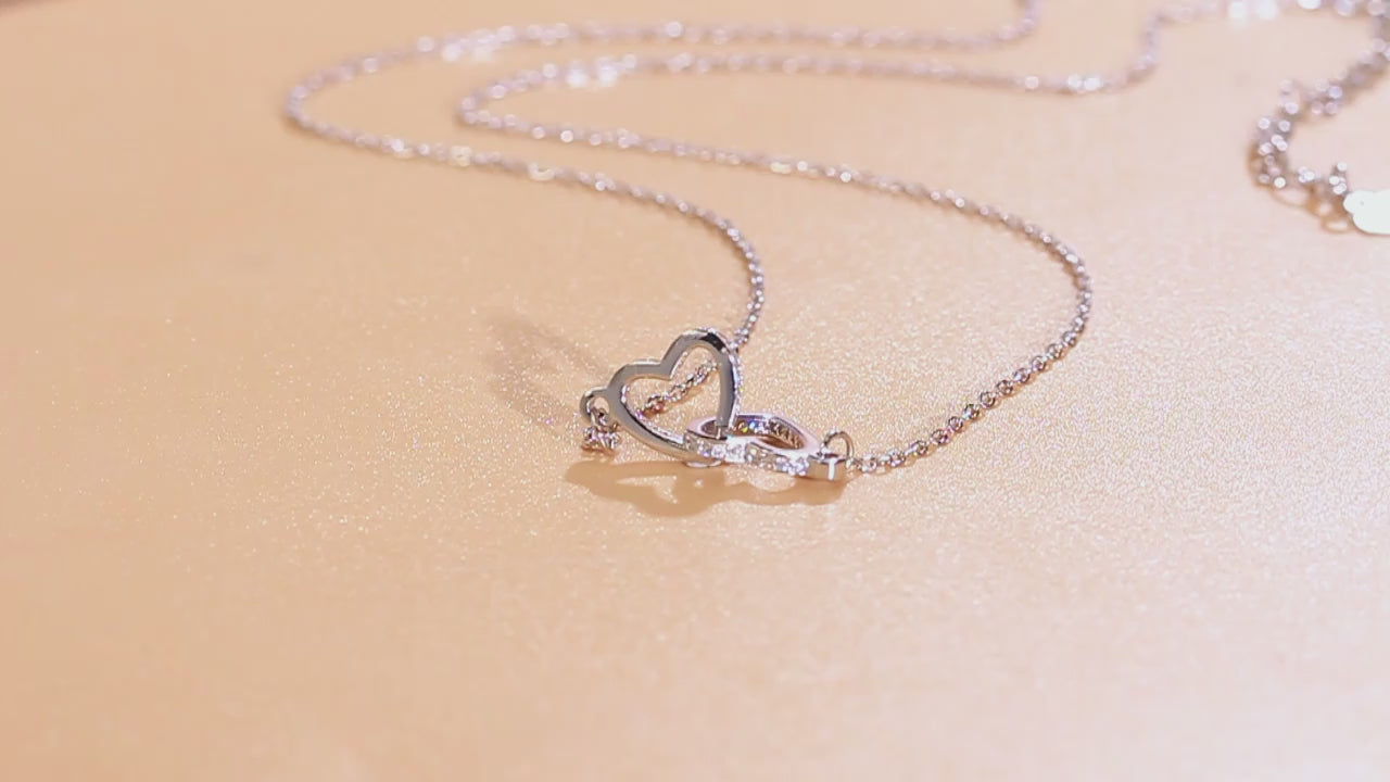 Elara Necklace